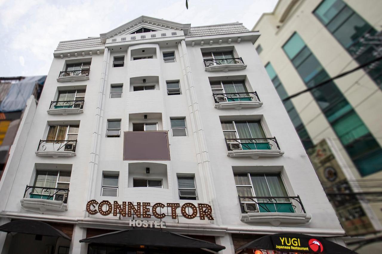 OYO 821 Connector Hostel Makati City Exterior foto